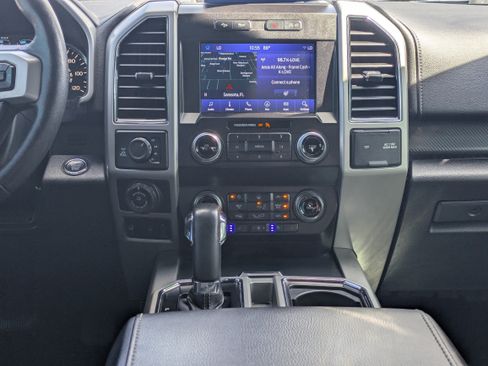 Used 2019 Ford F150 Lariat w/ Equipment Group 502A Luxury AWD/4WD image 23
