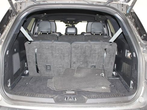 Used 2025 Ford Explorer ST-Line w/ ST-Line Street Pack AWD/4WD image 14