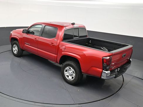 Used 2022 Toyota Tacoma SR5 RWD image 14