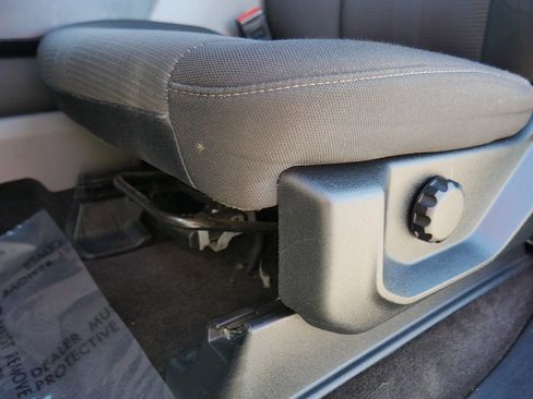 Used 2018 Ford F150 XL w/ Equipment Group 101A Mid AWD/4WD image 12