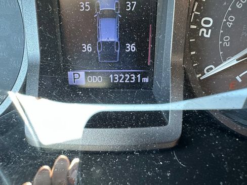 Used 2019 Toyota Tacoma TRD Sport RWD image 11