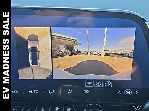 New 2025 Chevrolet Blazer EV LT w/ Midnight/Sport Edition image 23