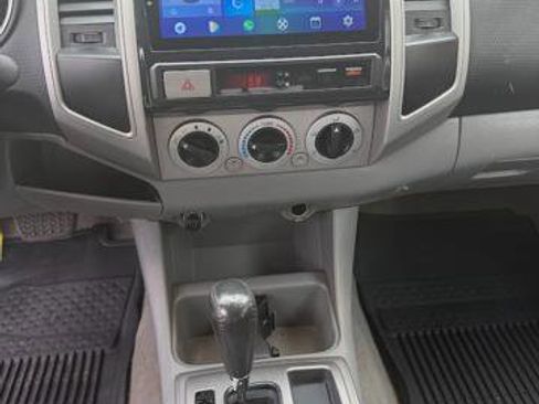 Used 2007 Toyota Tacoma PreRunner RWD image 10