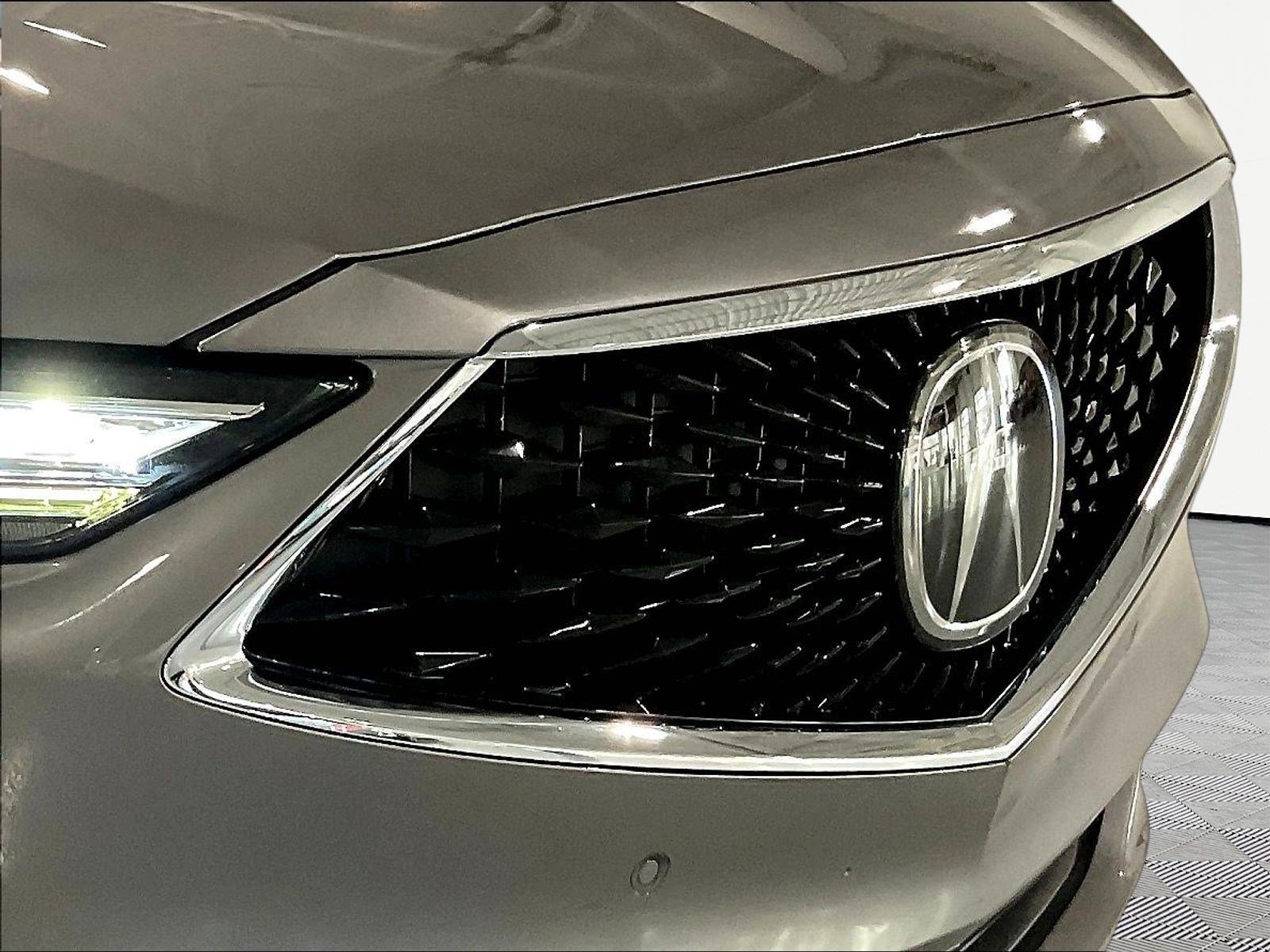 Used 2024 Acura MDX w/ Technology Package FWD image 33