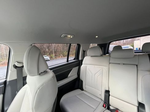 Used 2025 Hyundai Santa Fe SEL image 35