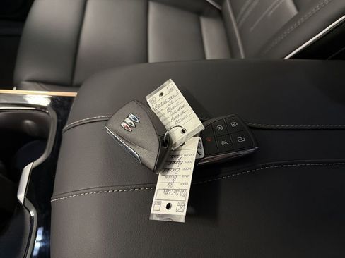 New 2026 Buick Enclave Avenir w/ Super Cruise Package image 40