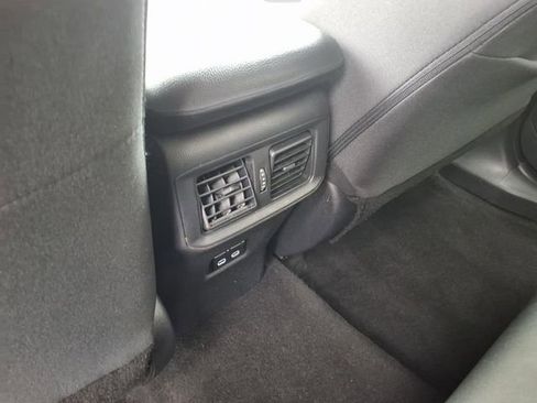 Used 2023 Toyota RAV4 XLE image 10