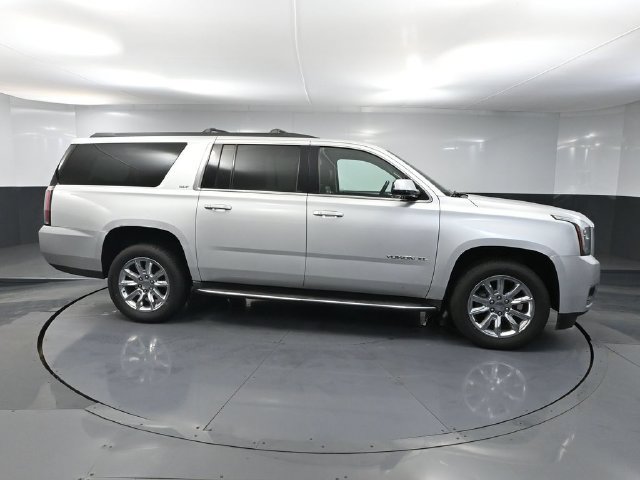 Used 2018 GMC Yukon XL SLT w/ Open Road Package AWD/4WD image 2