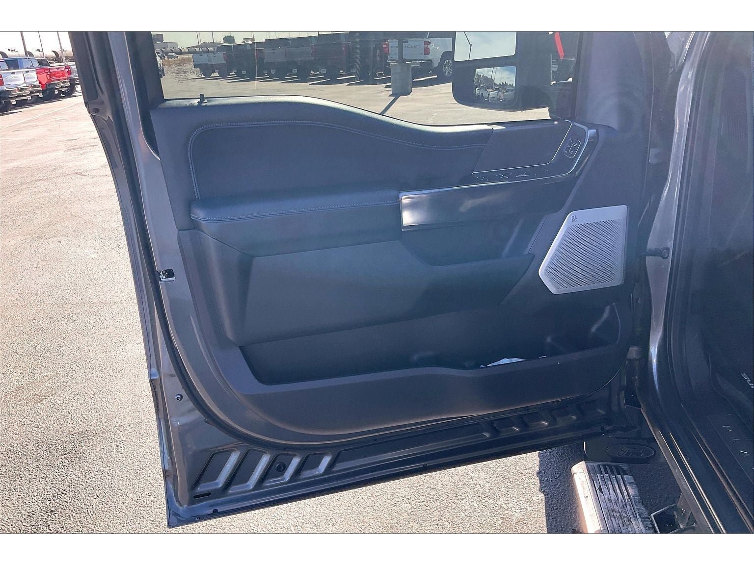 Used 2026 Ford F350 Platinum AWD/4WD image 25