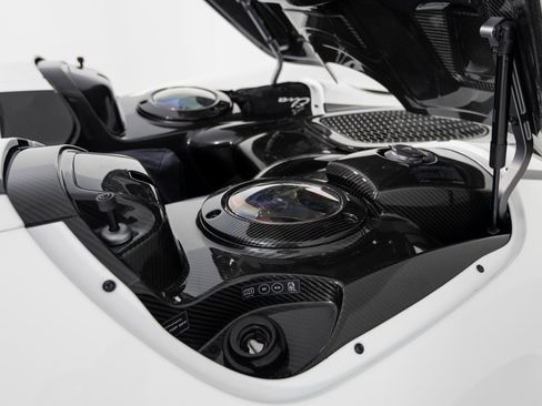 Used 2021 McLaren Elva image 47