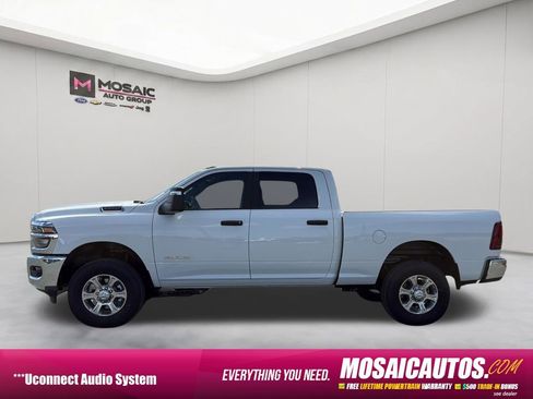 New 2026 RAM 2500 Big Horn AWD/4WD image 4