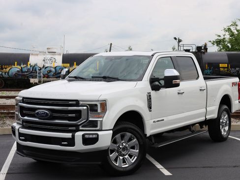 Used 2020 Ford F250 Platinum image 4