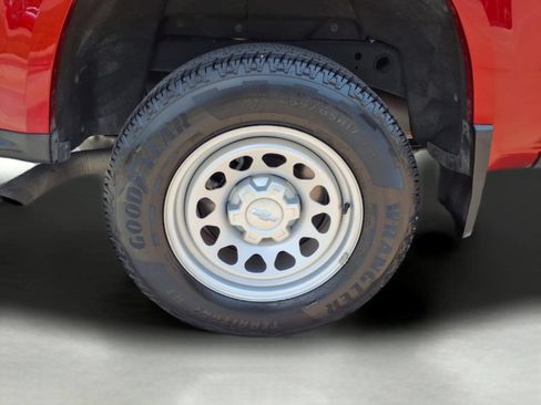 Used 2023 Chevrolet Colorado W/T w/ Advanced Trailering Package RWD image 9