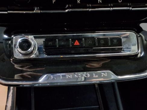 New 2025 Lincoln Corsair Reserve w/ Equipment Group 202A AWD/4WD image 22