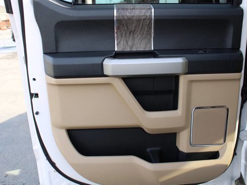 Used 2019 Ford F250 Lariat w/ Lariat Ultimate Package image 42