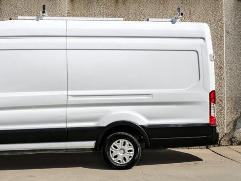 Used 2022 Ford Transit 250 148 High Roof Extended w/ Load Area Protection Package RWD image 16