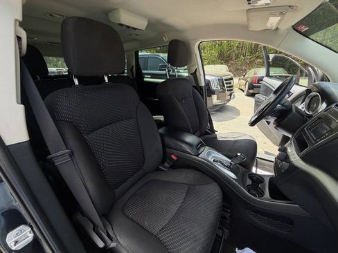 Used 2015 Dodge Journey American Value Package w/ Flexible Seating Group image 21