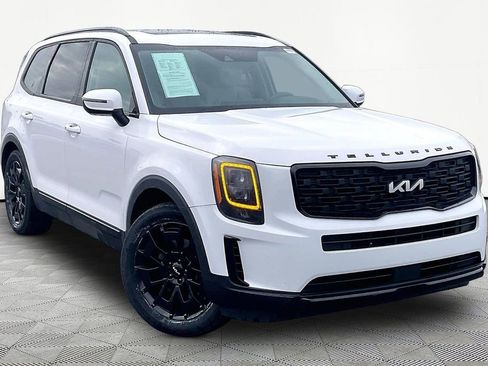 Used 2022 Kia Telluride EX w/ EX Premium Package AWD/4WD image 3