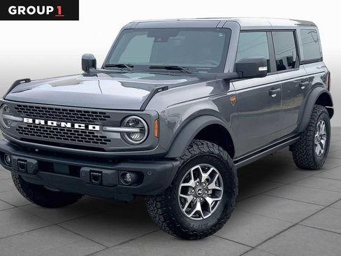 Used 2025 Ford Bronco Badlands AWD/4WD image 1