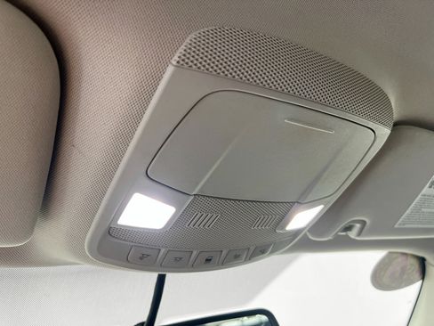Used 2016 Ford Fusion Titanium FWD image 22
