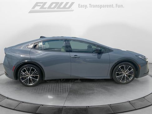 Used 2025 Toyota Prius Limited FWD image 10