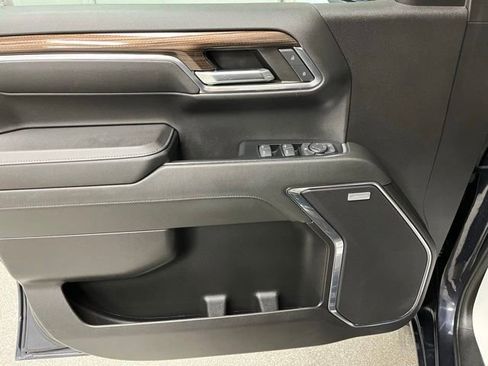 Used 2024 Chevrolet Silverado 1500 RST AWD/4WD image 23