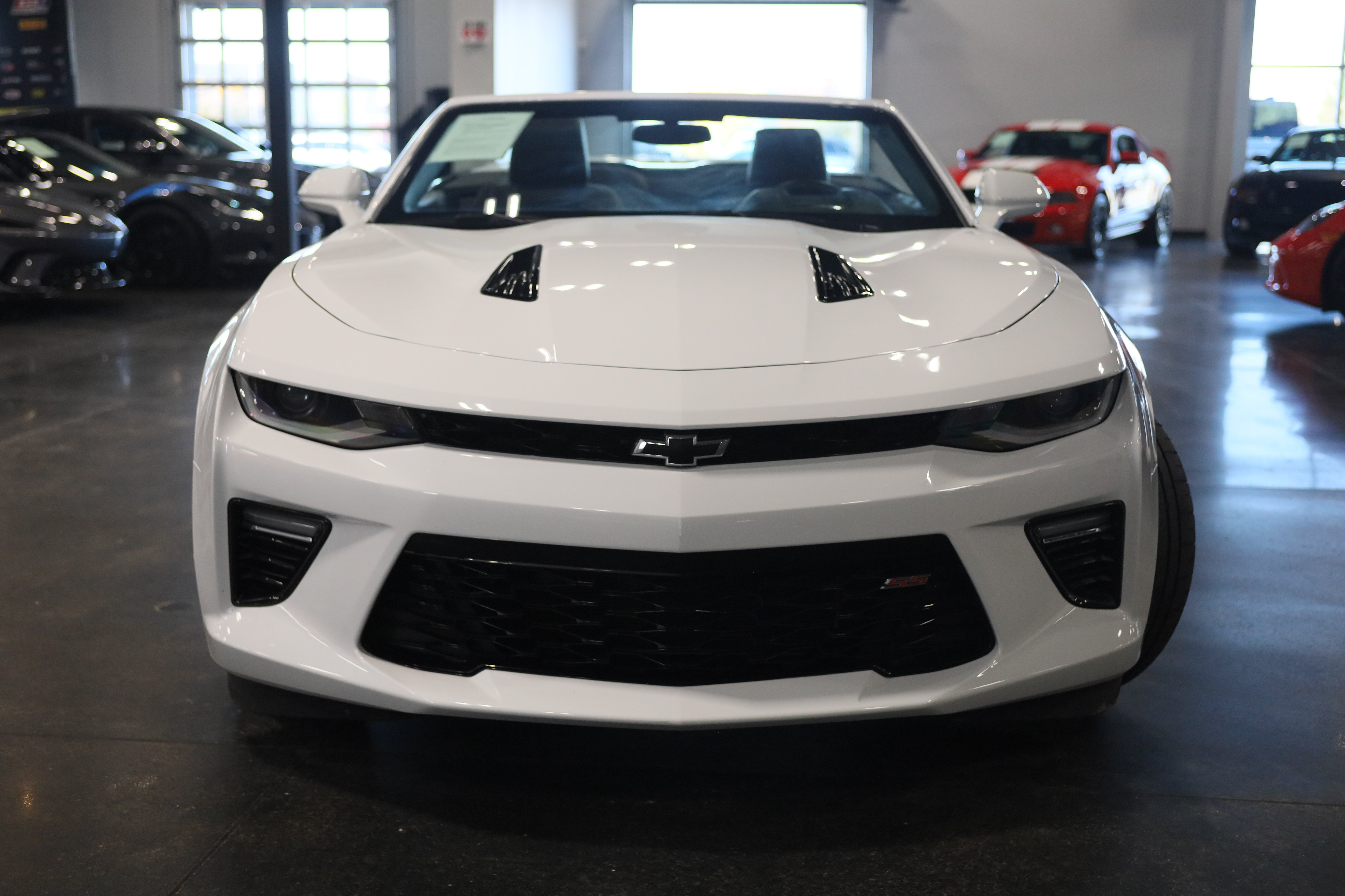 Used 2017 Chevrolet Camaro SS RWD image 3