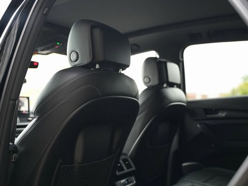 Used 2021 Audi SQ5 Premium Plus w/ Premium Plus Package image 30