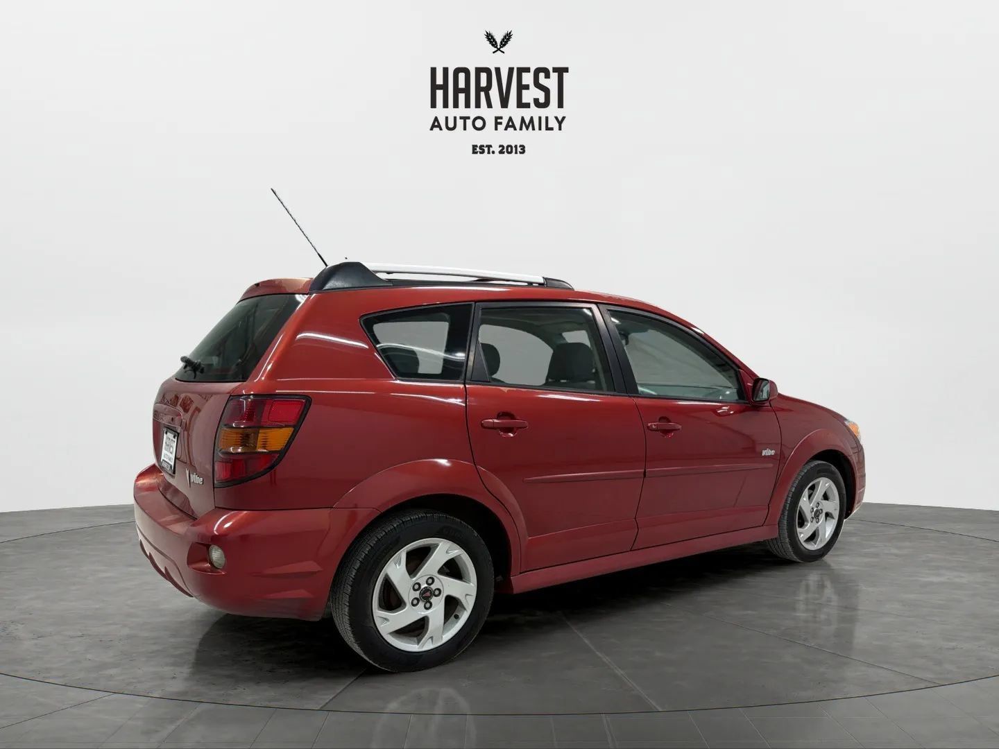 Used 2006 Pontiac Vibe w/ Sport Package FWD image 7