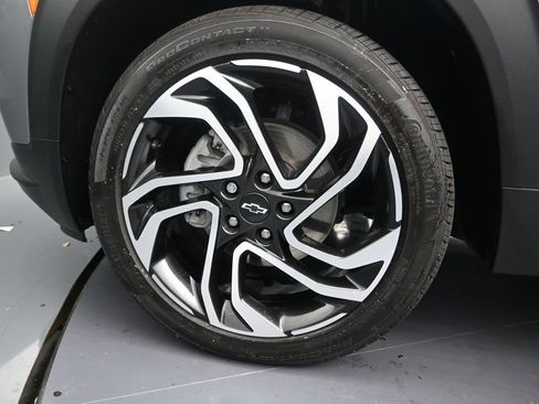 Used 2024 Chevrolet TrailBlazer RS w/ Convenience Package FWD image 10