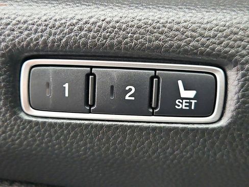 Used 2021 Honda Accord EX-L image 31