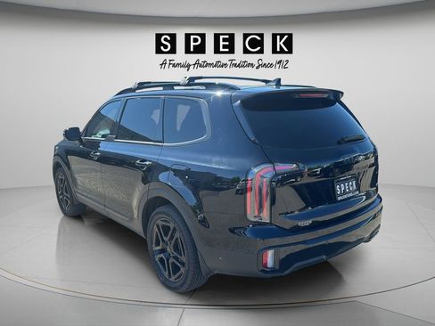 Used 2025 Kia Telluride SX AWD/4WD image 3