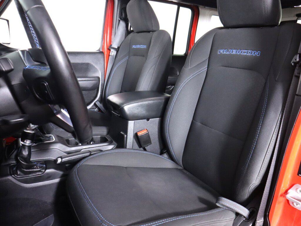 Used 2023 Jeep Wrangler Unlimited Rubicon 4xe w/ Safety Group AWD/4WD image 32
