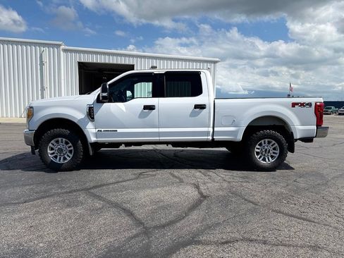 Used 2017 Ford F250 XLT w/ FX4 Off-Road Package AWD/4WD image 5