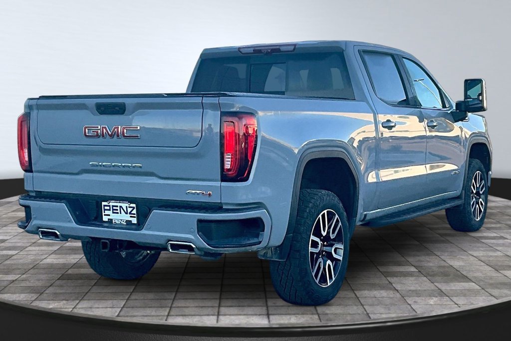 Used 2025 GMC Sierra 1500 AT4 w/ AT4 Premium Package AWD/4WD image 6