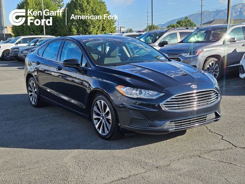 Used 2020 Ford Fusion SE AWD/4WD image 1
