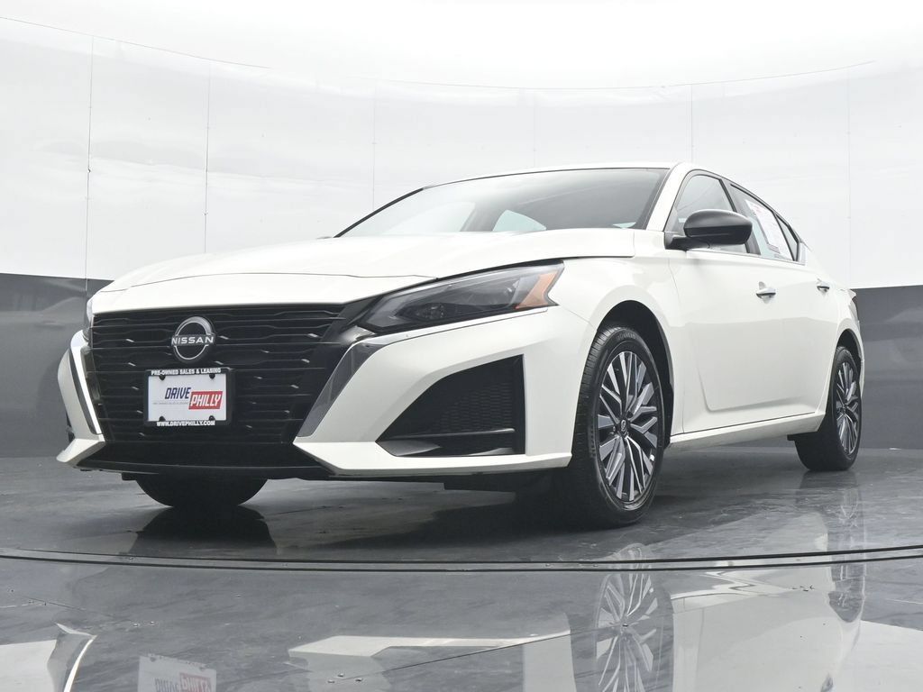 Used 2025 Nissan Altima 2.5 SV AWD/4WD image 25