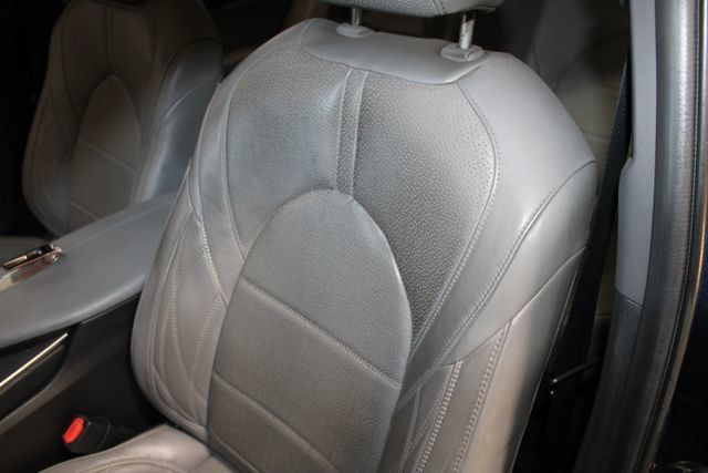 Used 2019 Toyota Avalon Limited w/ All Weather Liner Package FWD image 8