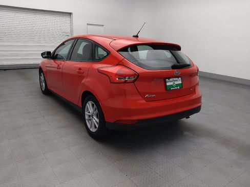 Used 2017 Ford Focus SE FWD image 5