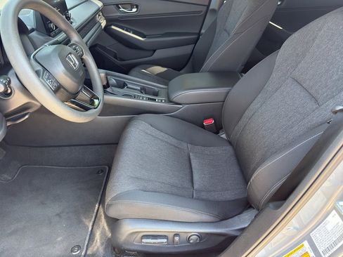 Certified 2025 Honda Accord SE image 11