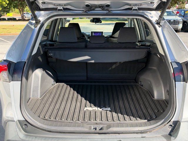 Used 2024 Toyota RAV4 XLE w/ Convenience Package FWD image 5