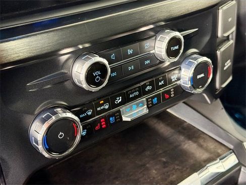 Used 2023 Ford F250 Lariat image 16