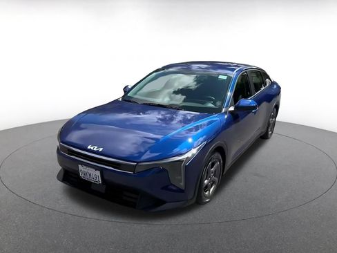 Used 2026 Kia K4 FWD image 6