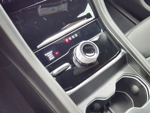 New 2026 Jeep Grand Cherokee Limited AWD/4WD image 18
