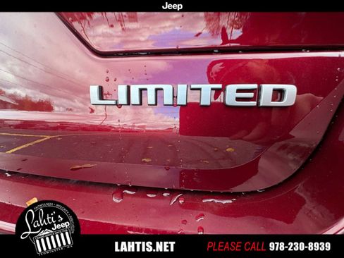 New 2025 Jeep Grand Cherokee Limited image 30