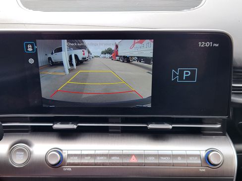 Used 2024 Hyundai Kona SEL AWD/4WD image 18