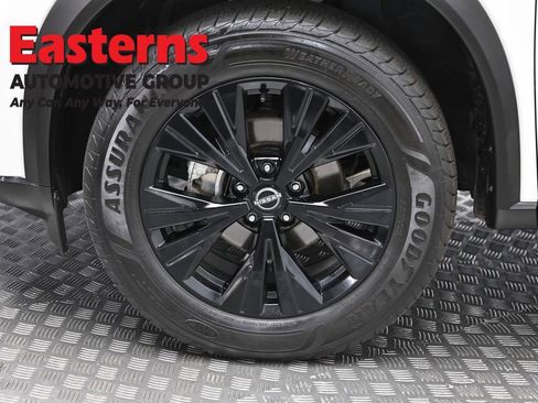 Used 2023 Nissan Rogue SV w/ SV Premium B Package AWD/4WD image 33