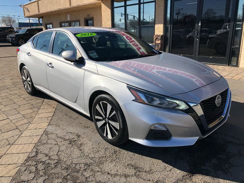 Used 2021 Nissan Altima 2.5 SV FWD image 7