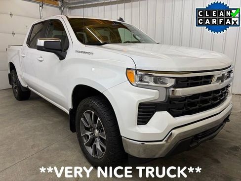 Used 2023 Chevrolet Silverado 1500 LT w/ Protection Package AWD/4WD image 1