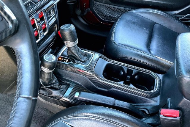 Used 2021 Jeep Gladiator Sport AWD/4WD image 19
